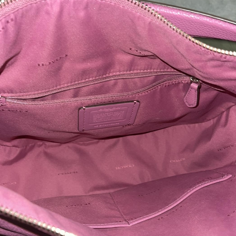 Coach Pebbled Leather Chelsea 32 Rouge Pink Hobo - LIKE NEW! - Picture 3 of 4
